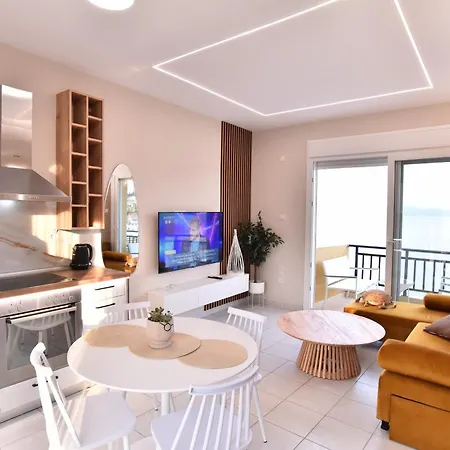 Infinity Blue Lux * Kavala